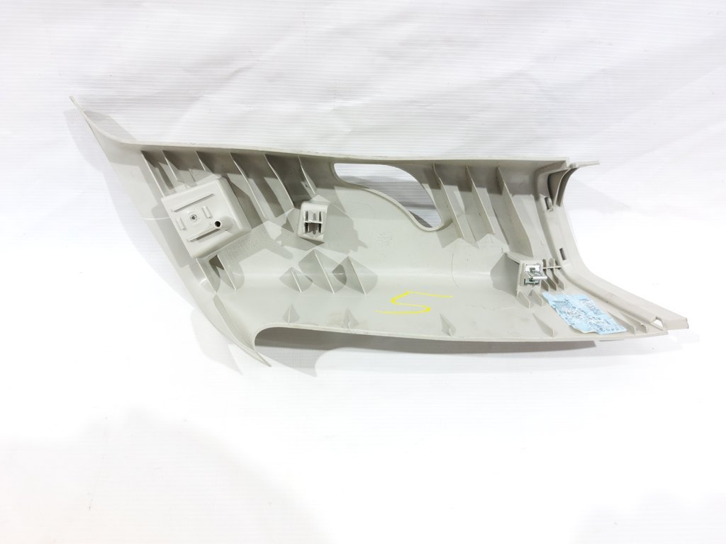 Journey Обшивка третьей стойки задней правой Dodge Journey 2012-2017 1BG12DW1AC Dodge Journey 18