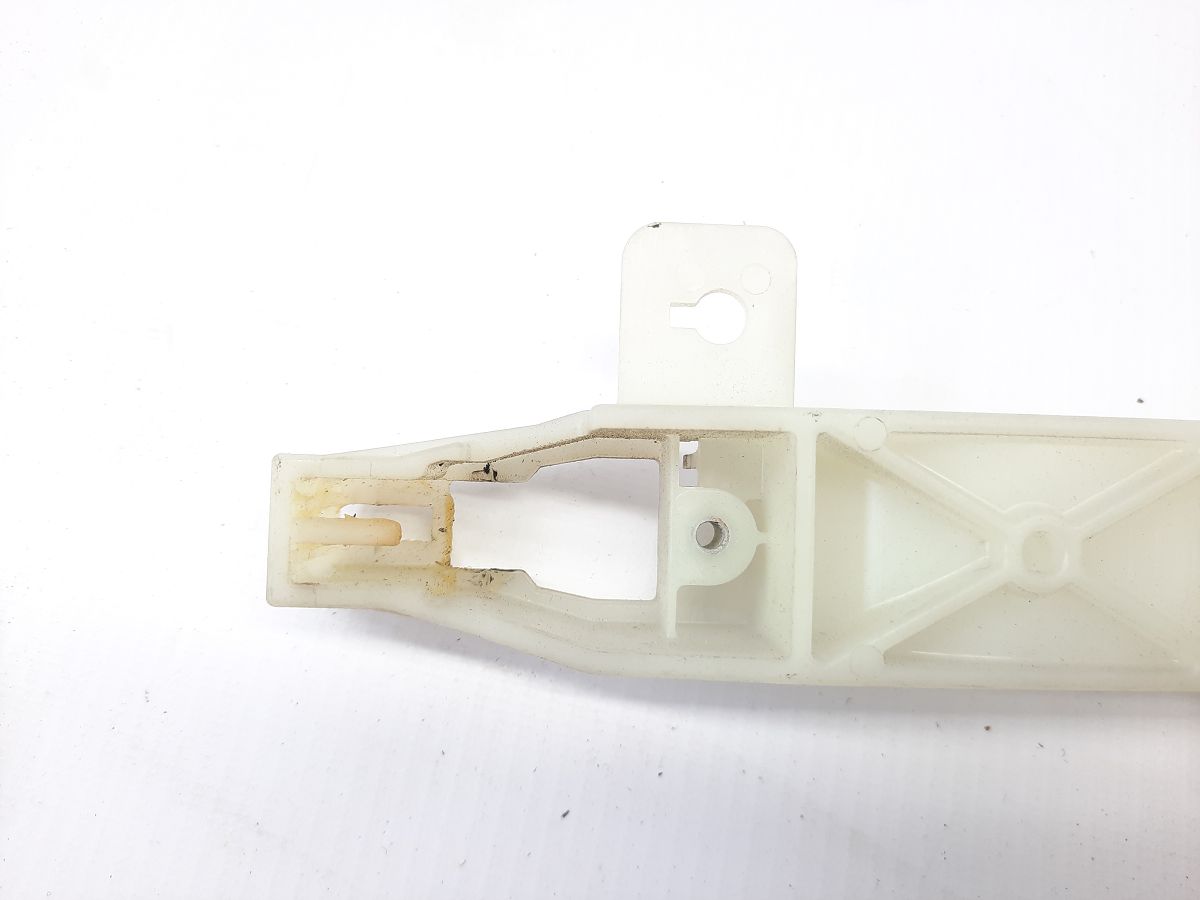 Forte Кронштейн ручки дверей передньої лівої зовнішньої Kia Forte 2014-2018 82655A7001 Kia Forte 3