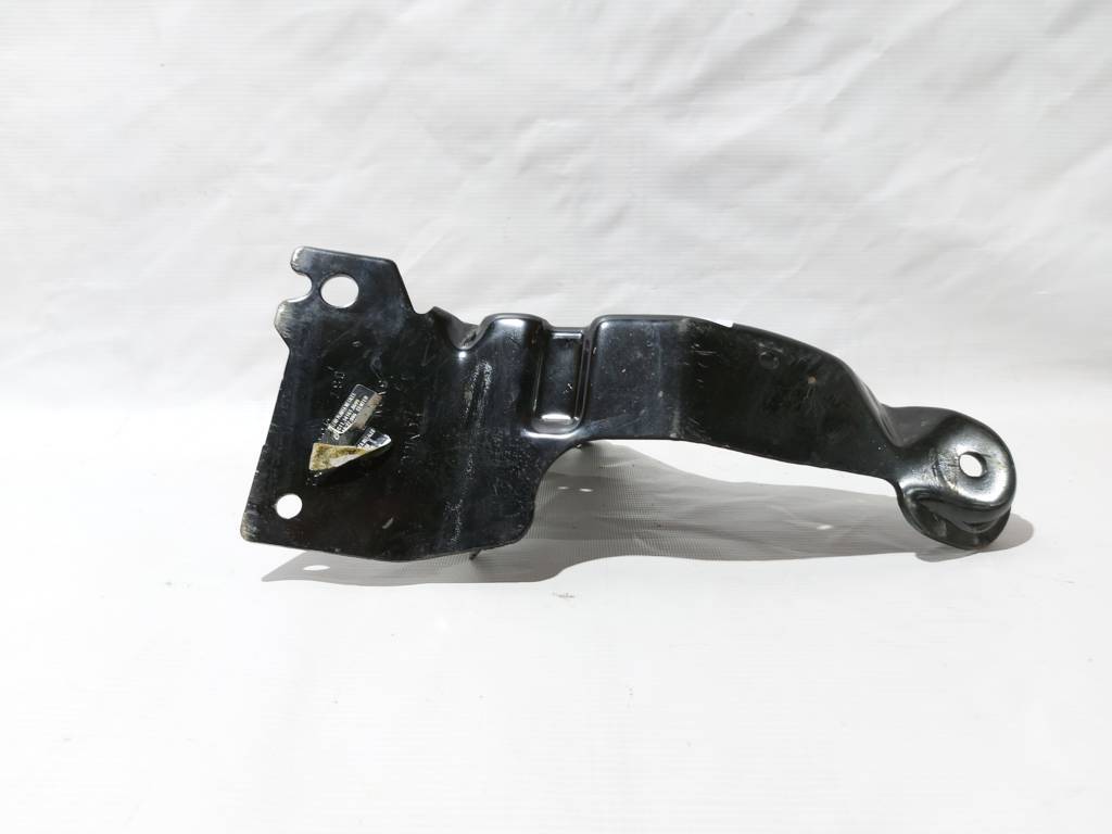 Fusion Кронштейн крепления спинки сидения задний правый Ford Fusion 2013-2016 DS7Z9661320B Ford Fusion 8