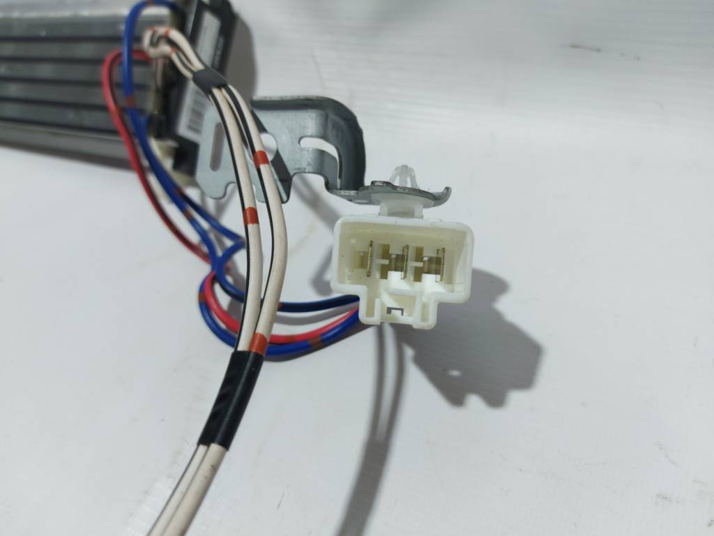 Prius c Реостат пічки Toyota Prius C 2012-2019 8771052090 Toyota Prius C 5