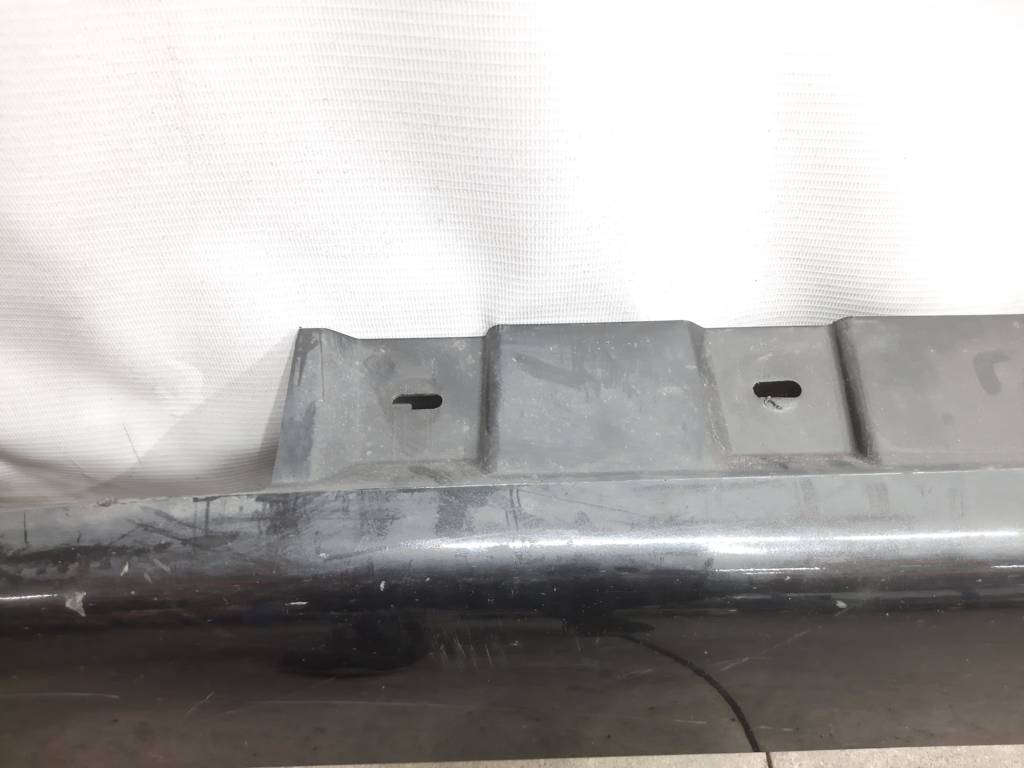 7 series Поріг лівий (пластик) BMW 7 2009-2015 51777225923 BMW 7 5