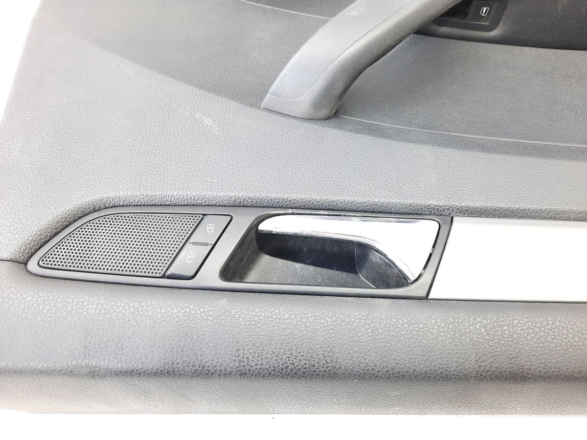 Passat s Карта дверей задньої лівої Volkswagen Passat S 2012-2018 561867211FOUR Volkswagen Passat S 2