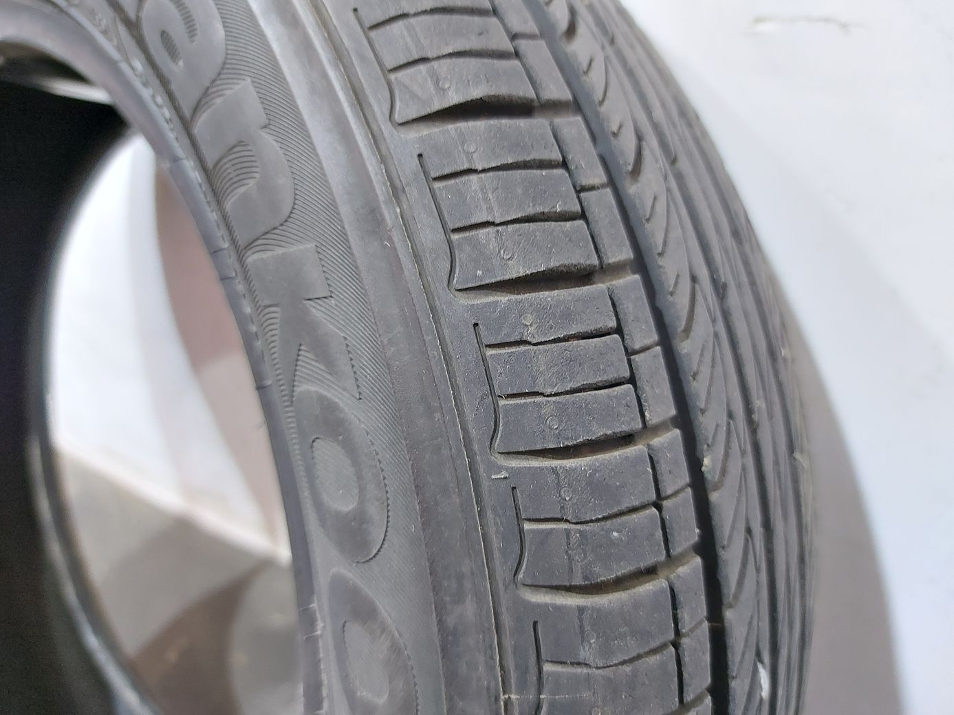  Гума Hankook Optimo 175/65R15 (Honda Insight) 3