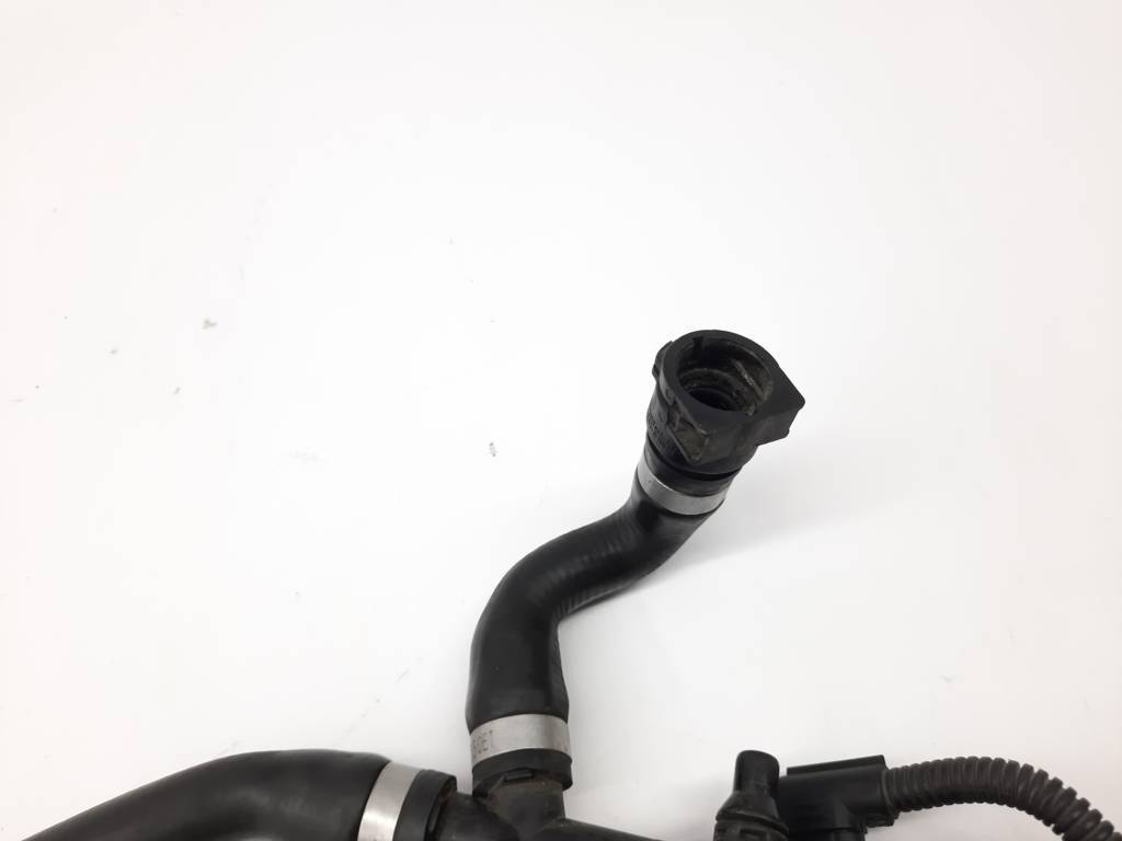 7 series Шланг системи охолодження BMW 7 2012 17127575431 BMW 7 3 7 series Шланг системи охолодження BMW 7 2012 17127575431 BMW 7 3