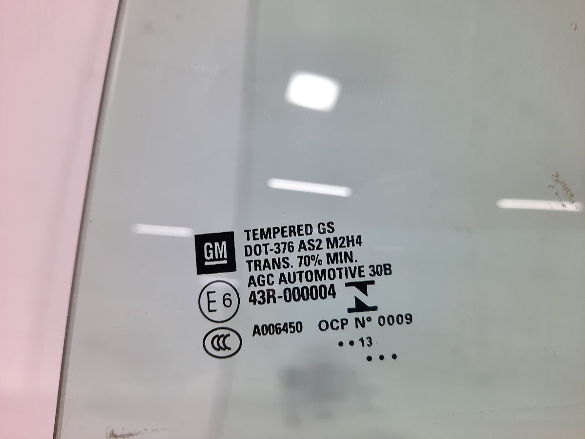 Ats Скло дверей задньої лівої Cadillac ATS 2013-2018 84550967 Cadillac ATS 4