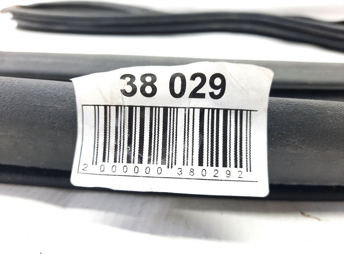 Grand caravan Ущільнювальна гумка прорізу дверей передньої лівої/правої Dodge Grand Caravan 2009-2020 1JG12XXXAG Dodge Grand Caravan 12