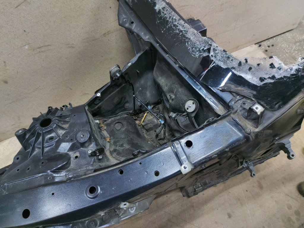 7 series Чверть передня ліва BMW 7 2012 41107204049 BMW 7 4