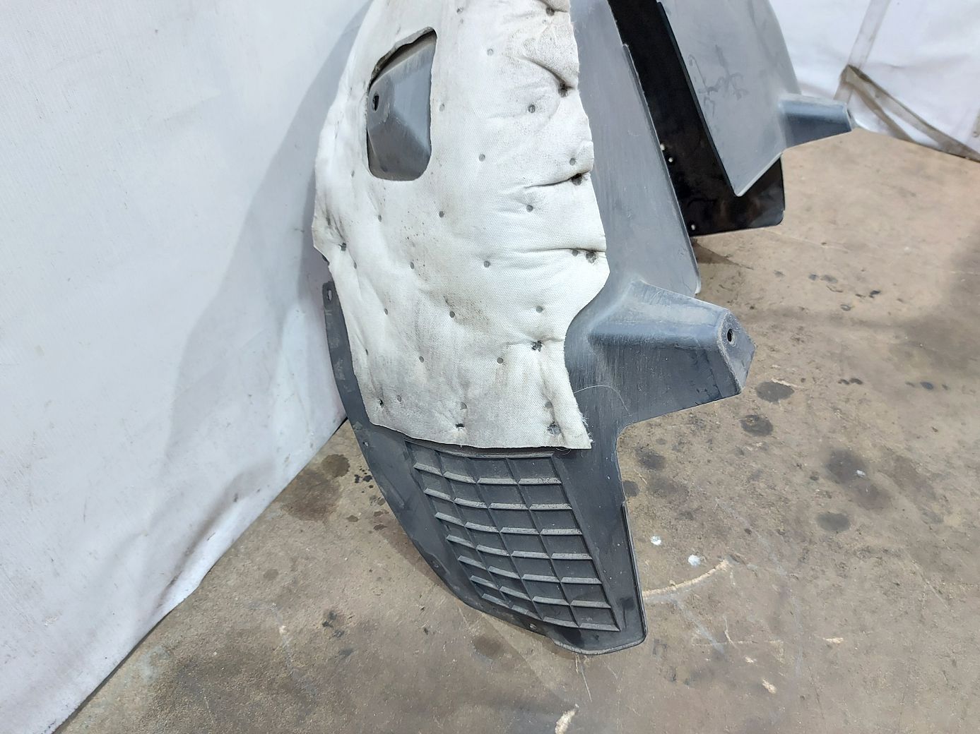 Volt Підкрилок задній лівий Chevrolet Volt 2011-2015 22799267 Chevrolet Volt 3