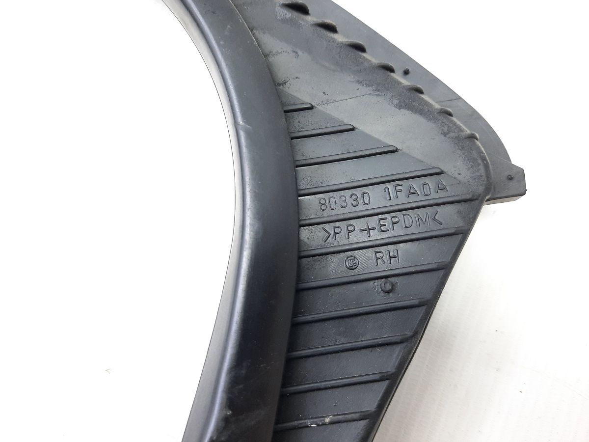 Cube Направляющая резинка стекла двери передней правой Nissan Cube 2009 803301FA2A Nissan Cube 3