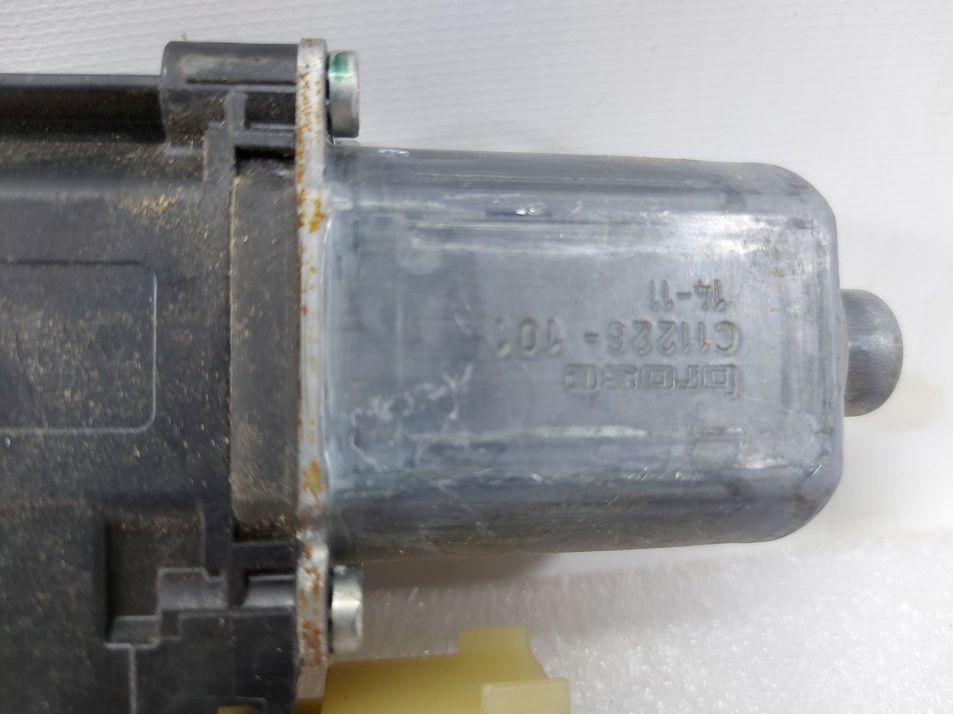 Fusion Моторчик стеклоподъемника переднего левого Ford Fusion 2013-2020 DS7Z7823395B Ford Fusion 4