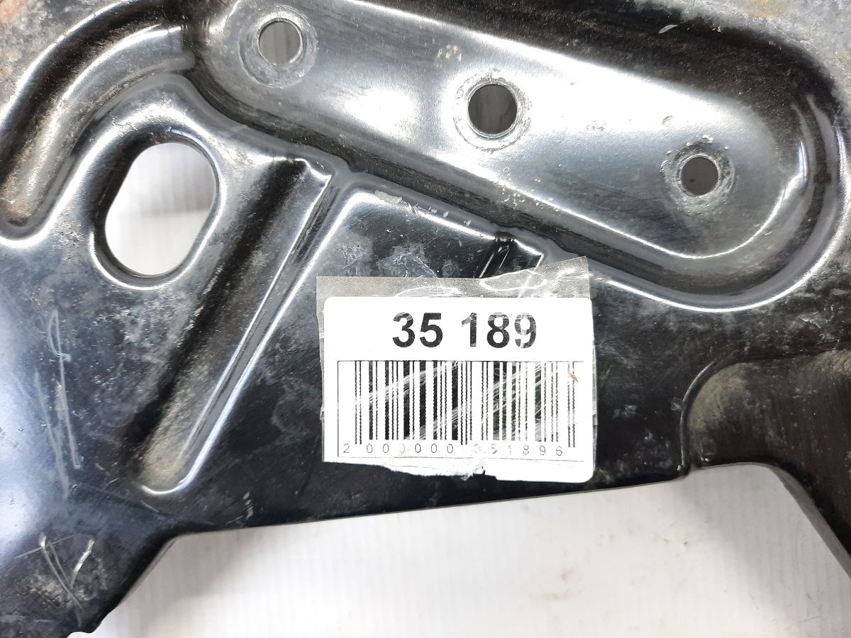 Sentra Кронштейн подиума АКБ Nissan Sentra 2013-2019 648603SG0A Nissan Sentra 9