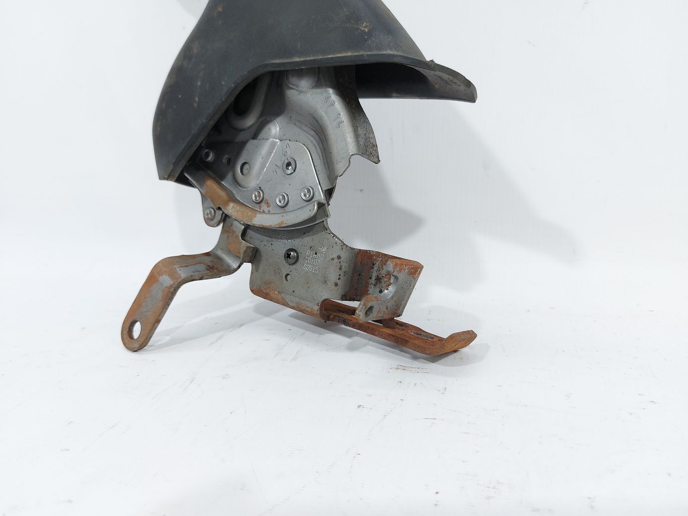 Fiesta sedan Рычаг стояночного тормоза (кнопка) Ford Fiesta sedan 2014-2019 C1BZ2780B Ford Fiesta sedan 3