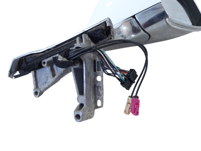 Model s Дзеркало праве Tesla Model S 2012-2016 6005863-00-E Tesla Model S 4