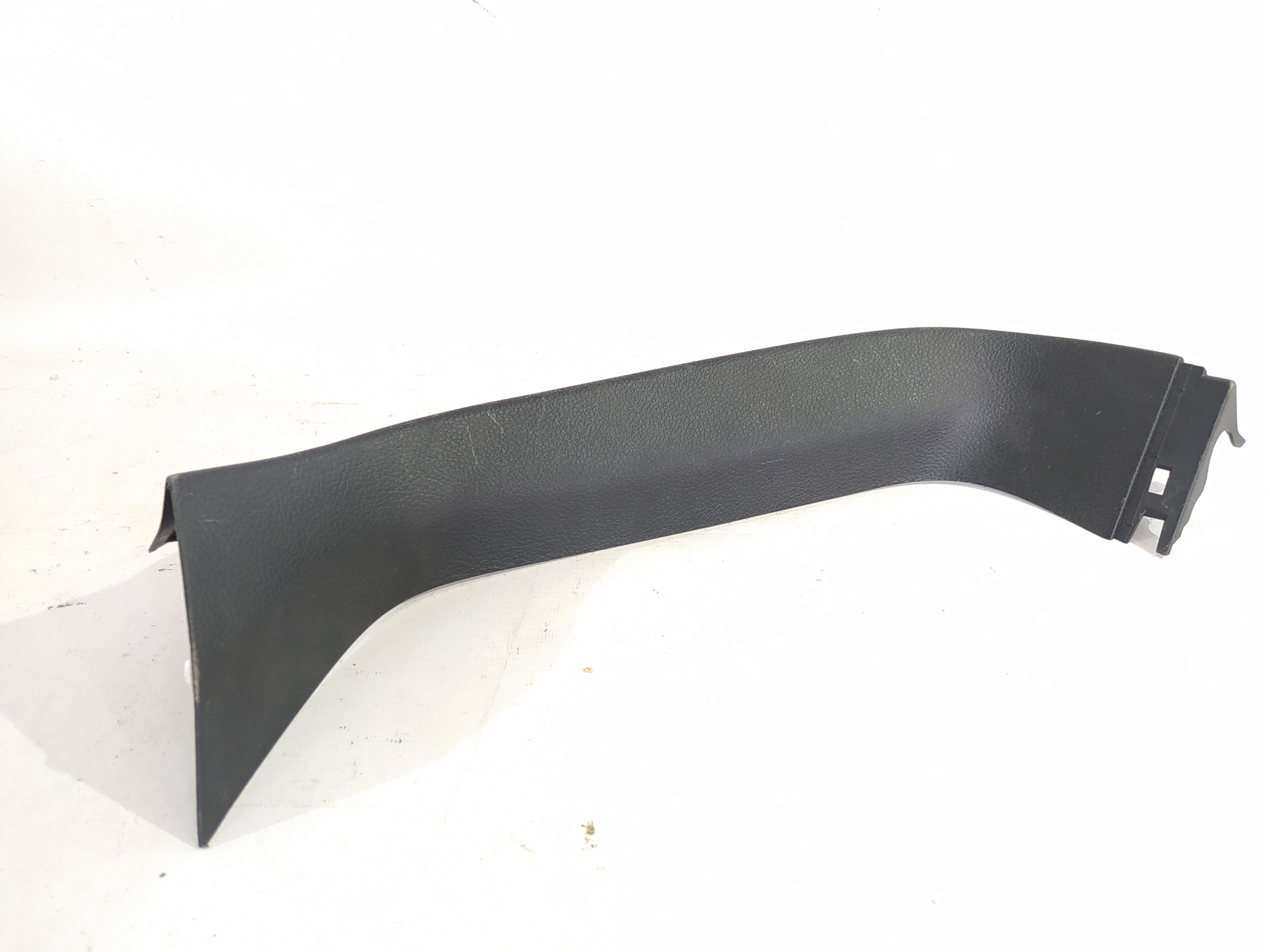 Forester. Обшивка двери багажника верхняя правая Subaru Forester 2014-2018 94330SG000VH Subaru Forester