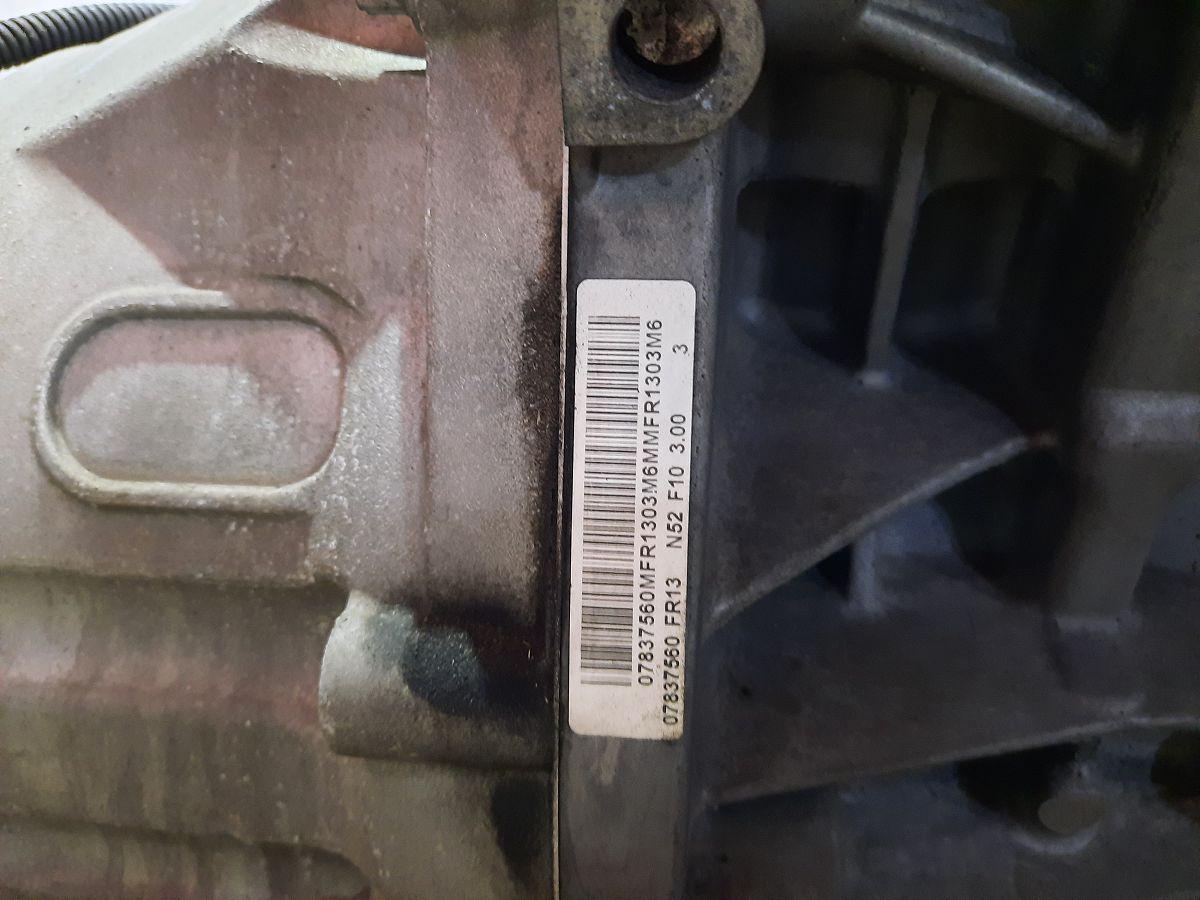 5 series Двигатель утоплен BMW 5 series 2011 N52F10300 BMW 5 series 29