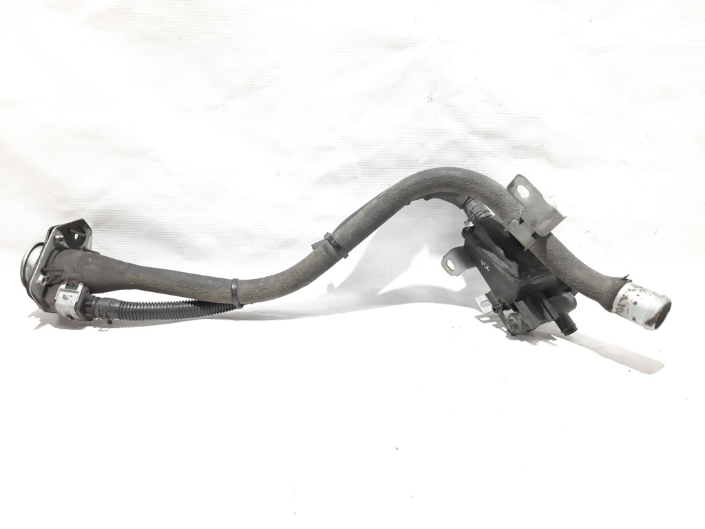 Cadenza. Заливна горловина Kia CADENZA 2014-2016 310303R500 Kia CADENZA