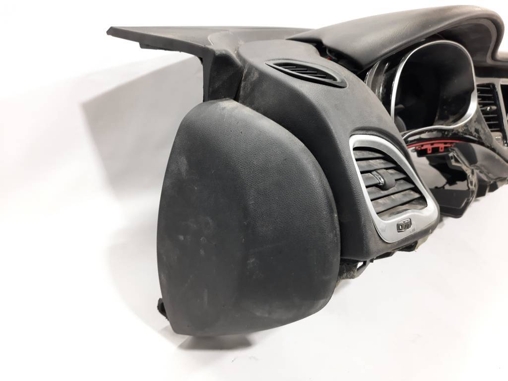 Dart Торпеда стрільнута Dodge Dart 2013-2019 1SV12DX9AH Dodge Dart 30