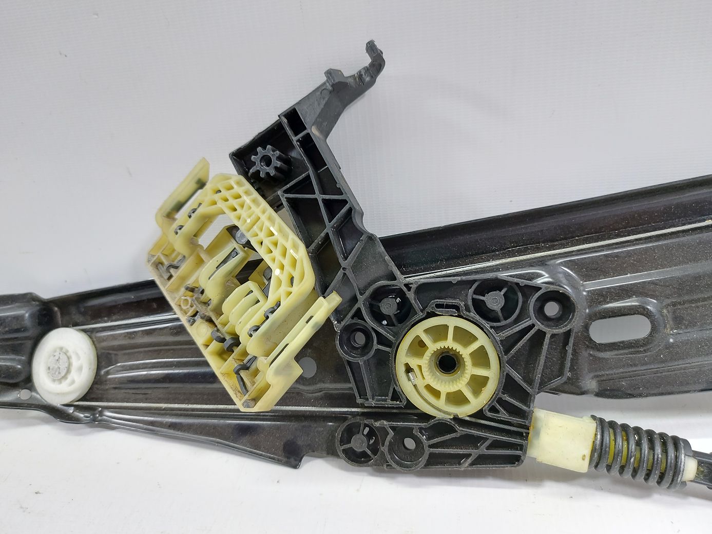 7 series Стеклоподъемник двери задней правой BMW 7 2011-2015 51357182616 BMW 7 3 7 series Стеклоподъемник двери задней правой BMW 7 2011-2015 51357182616 BMW 7 3