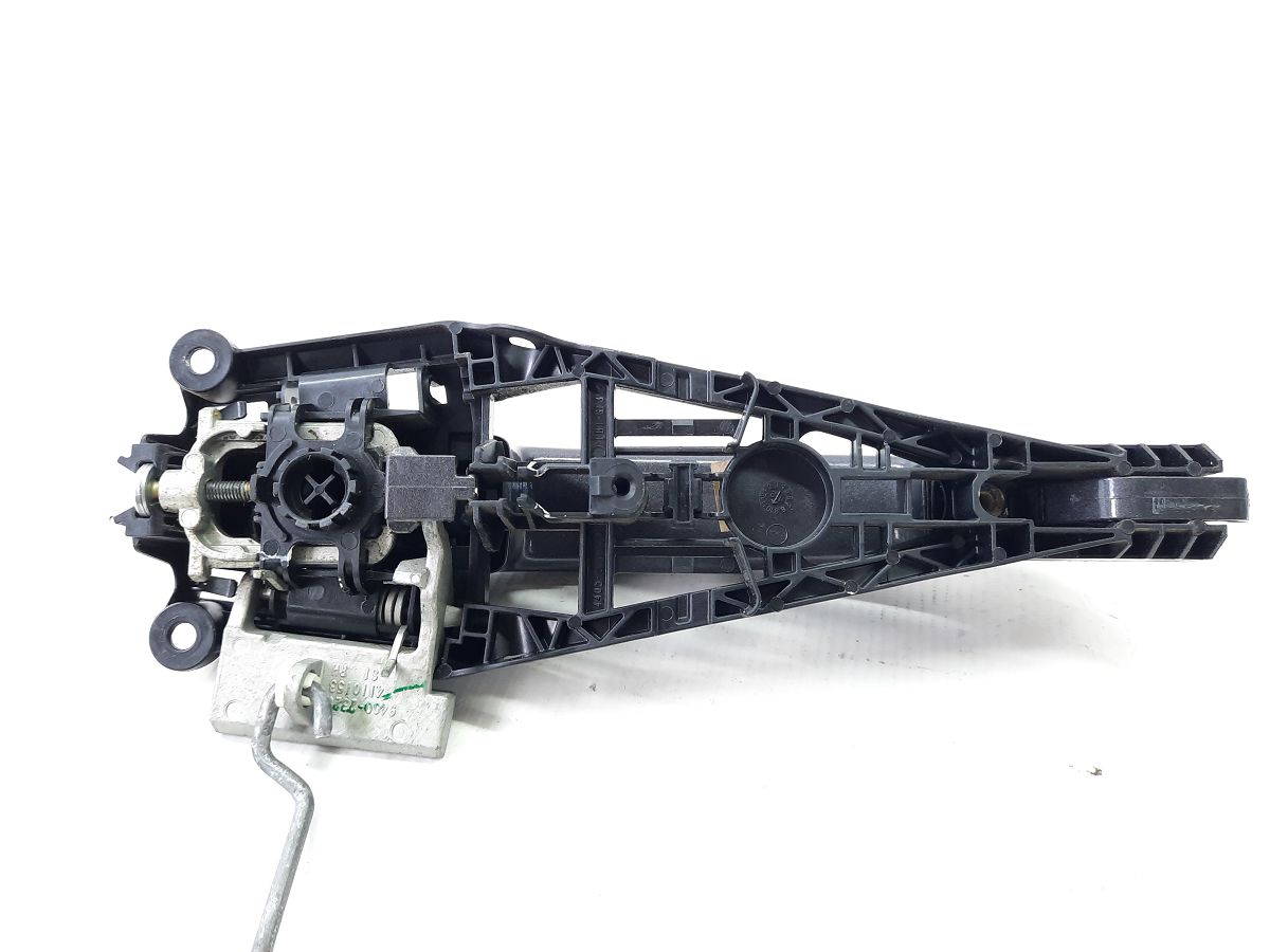 Malibu Ручка дверей задньої правої зовнішня Chevrolet Malibu 2013-2016 92233089 Chevrolet Malibu 3 Malibu Ручка дверей задньої правої зовнішня Chevrolet Malibu 2013-2016 92233089 Chevrolet Malibu 3