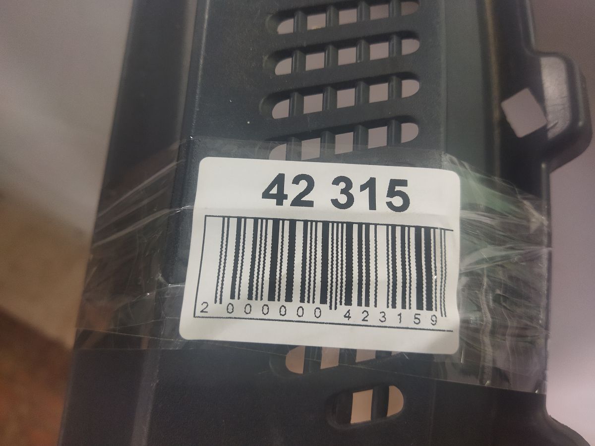 Fortwo Грати двірників (обламані кріплення) Smart Fortwo 2013-2016 A4518350019 Smart Fortwo 5