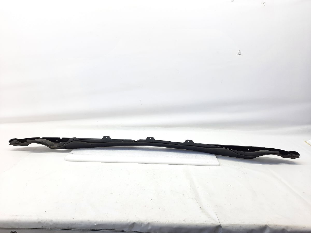 Malibu Накладка водостоку передня Chevrolet Malibu 2018 84752699 Chevrolet Malibu 7