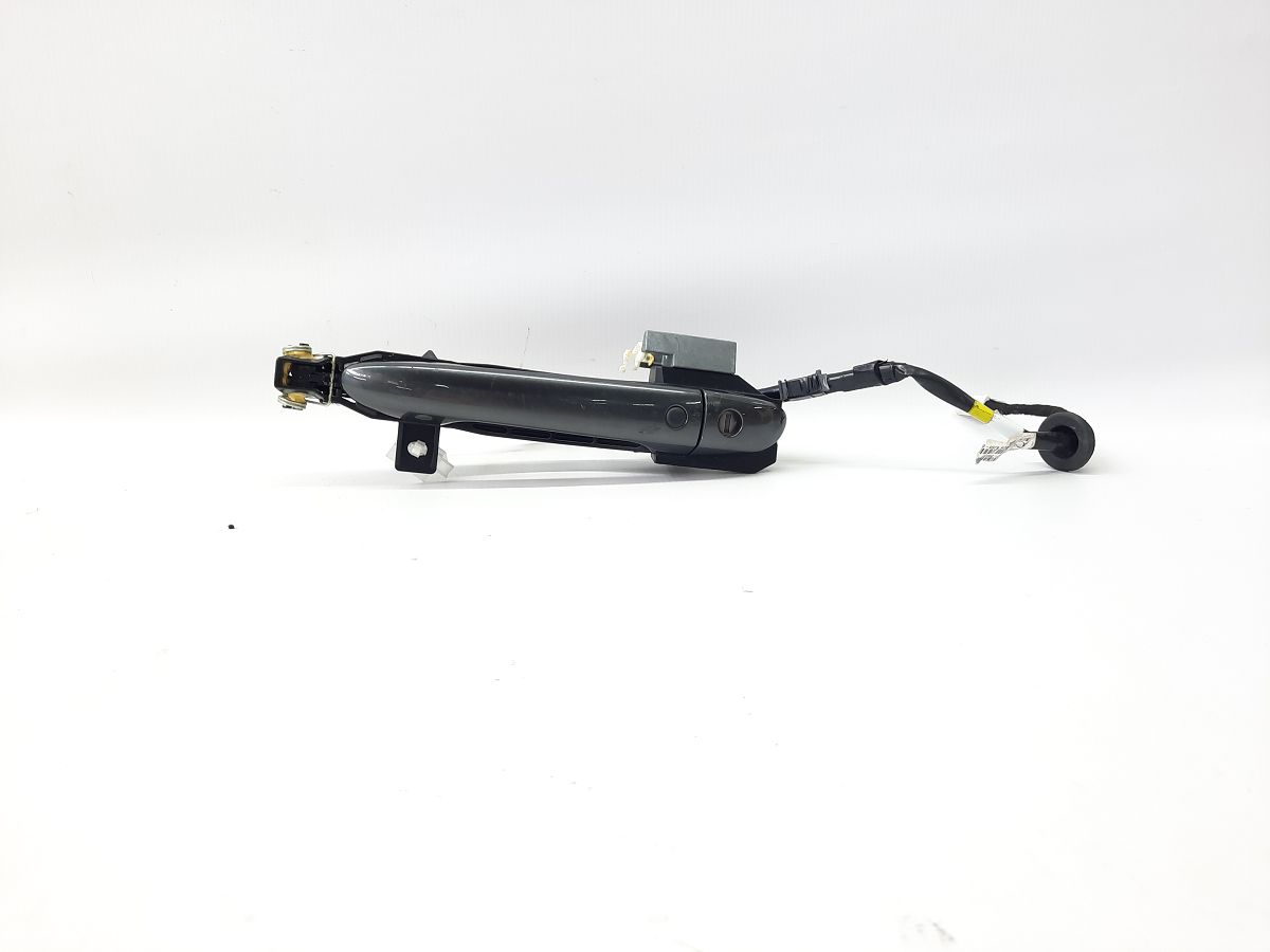 6 Ручка дверей передньої лівої зовнішня Mazda 6 2014-2017 BJS75941X27 Mazda 6 6