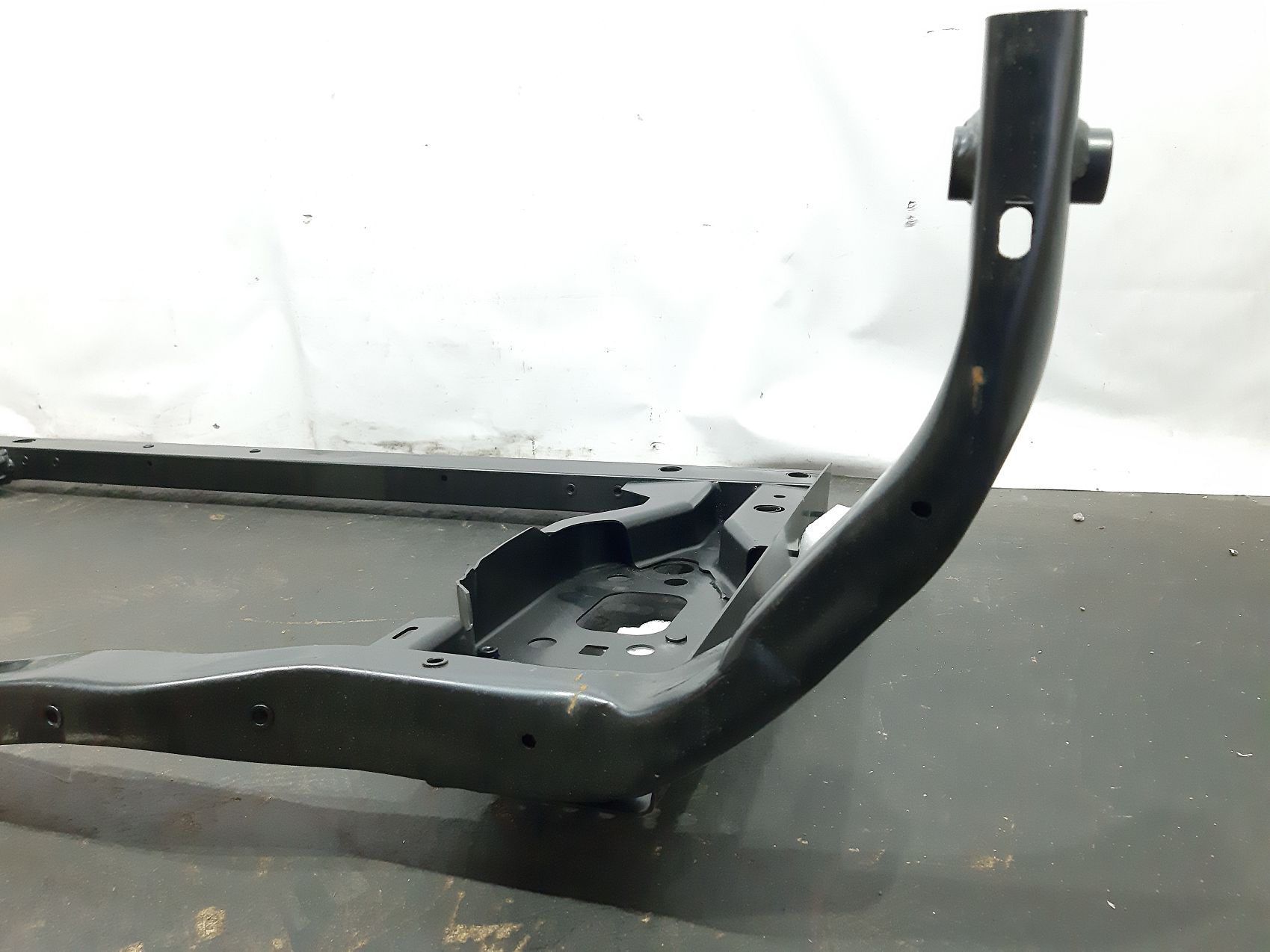  Передняя панель (телевизор) Jeep Cherokee `14-18 Jeep Cherokee 11