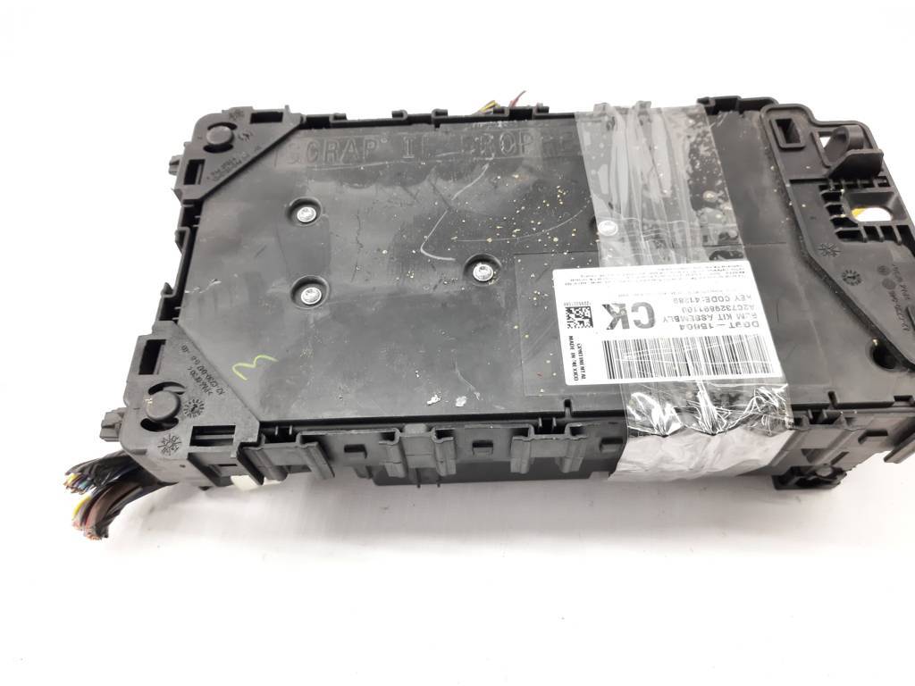 Fusion Блок предохранителей моторного отсека Ford Fusion 2014 DG9T15604 Ford Fusion 8