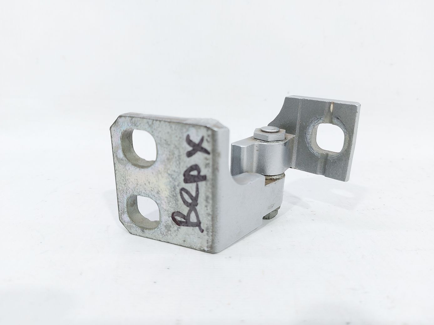 S80. Петля двері передньої лівої верхня Volvo S80 2007-2016 31218722 Volvo S80