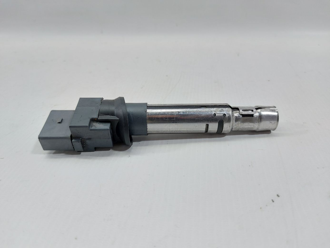 Passat Котушка запалювання Volkswagen Passat 2008-2018 022905715E Volkswagen Passat 2