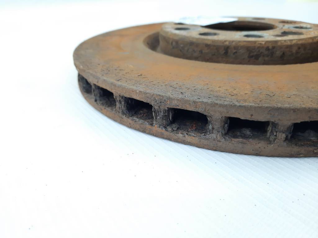 Dart Диск гальмівний передній лівий/правий Dodge Dart 2013-2019 68257206AA Dodge Dart 33