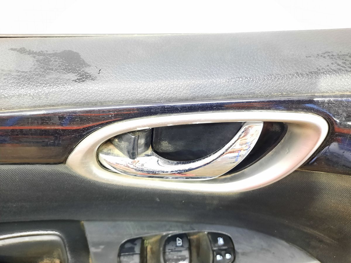Sentra Дверь передняя левая Nissan Sentra 2013-2019 H01014AFMB Nissan Sentra 6