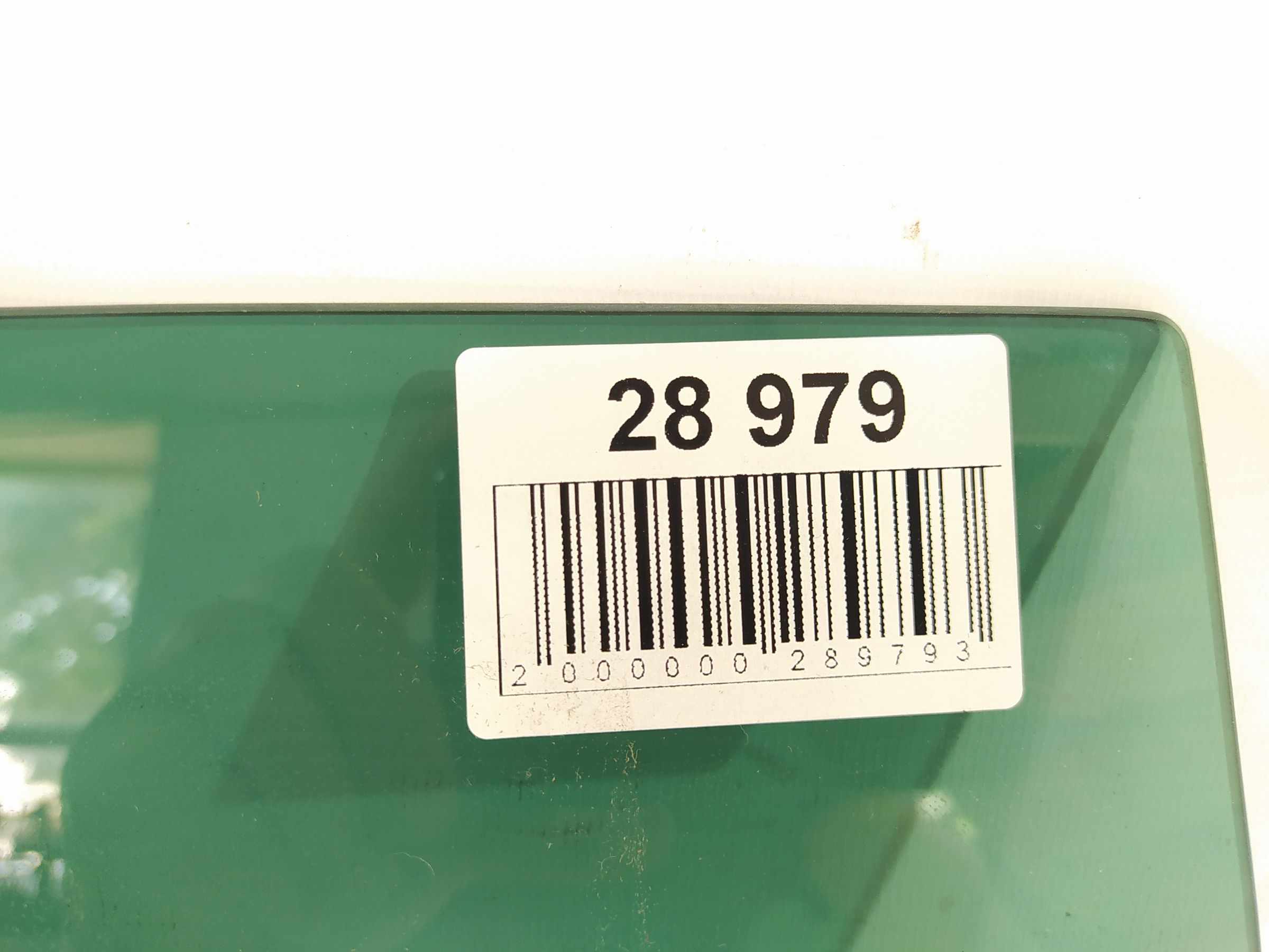 Tiguan Стекло двери задней правой Volkswagen Tiguan 2009-2018 5N0845026A Volkswagen Tiguan 8