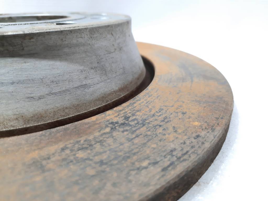 Passat cc Тормозной диск задний левый/правый Volkswagen Passat CC 2006-2020 5Q0615601E Volkswagen Passat CC 2