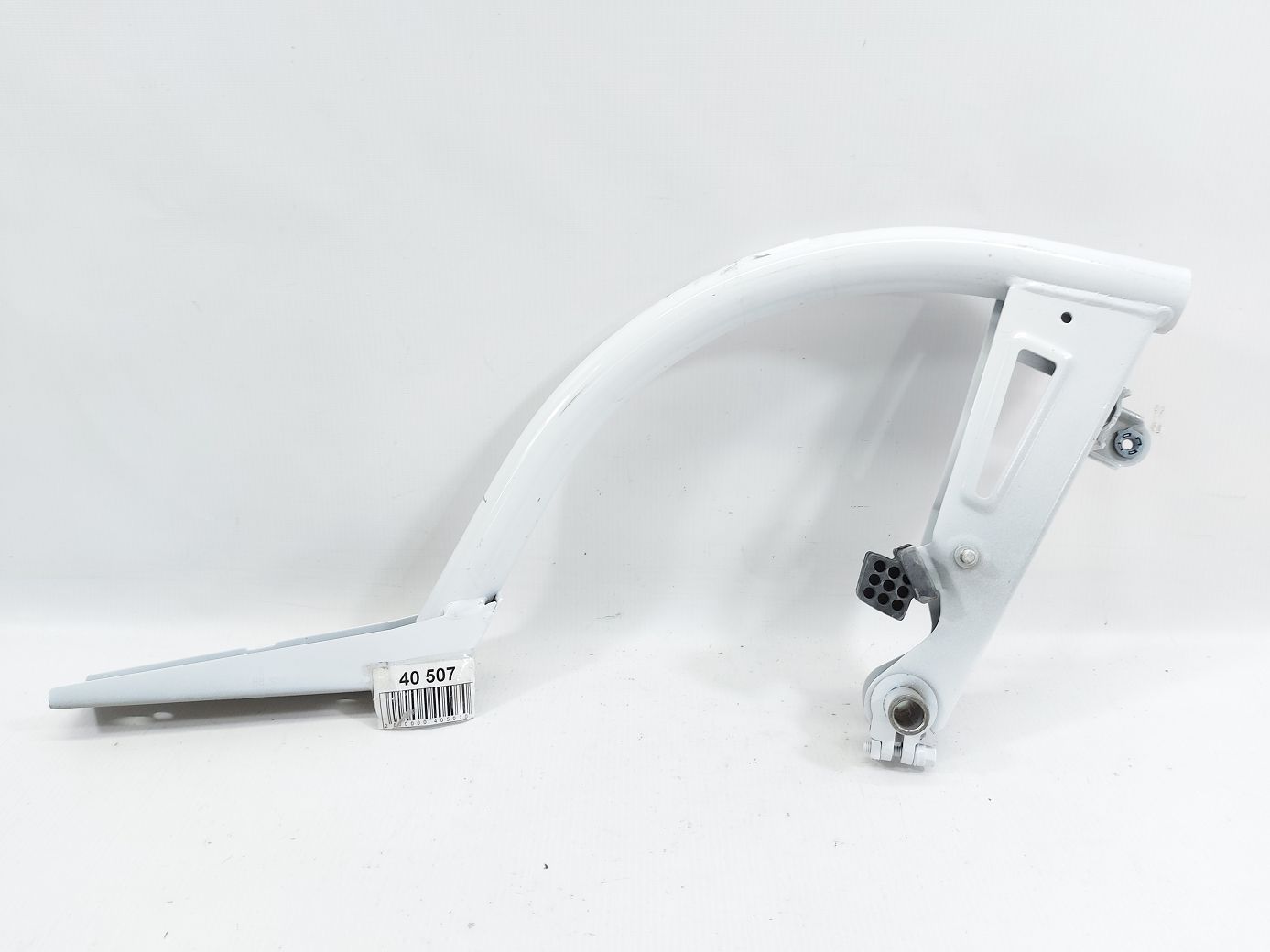 Regal. Петля кришки багажника права Buick Regal 2011-2017 22944915 Buick Regal