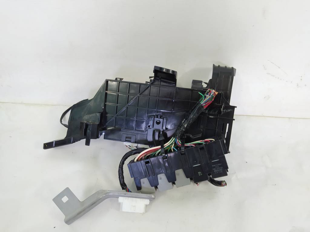 Forester Кронштейн модуля керування КПП Subaru Forester 2015 88281SG520 Subaru Forester 2 Forester Кронштейн модуля керування КПП Subaru Forester 2015 88281SG520 Subaru Forester 2