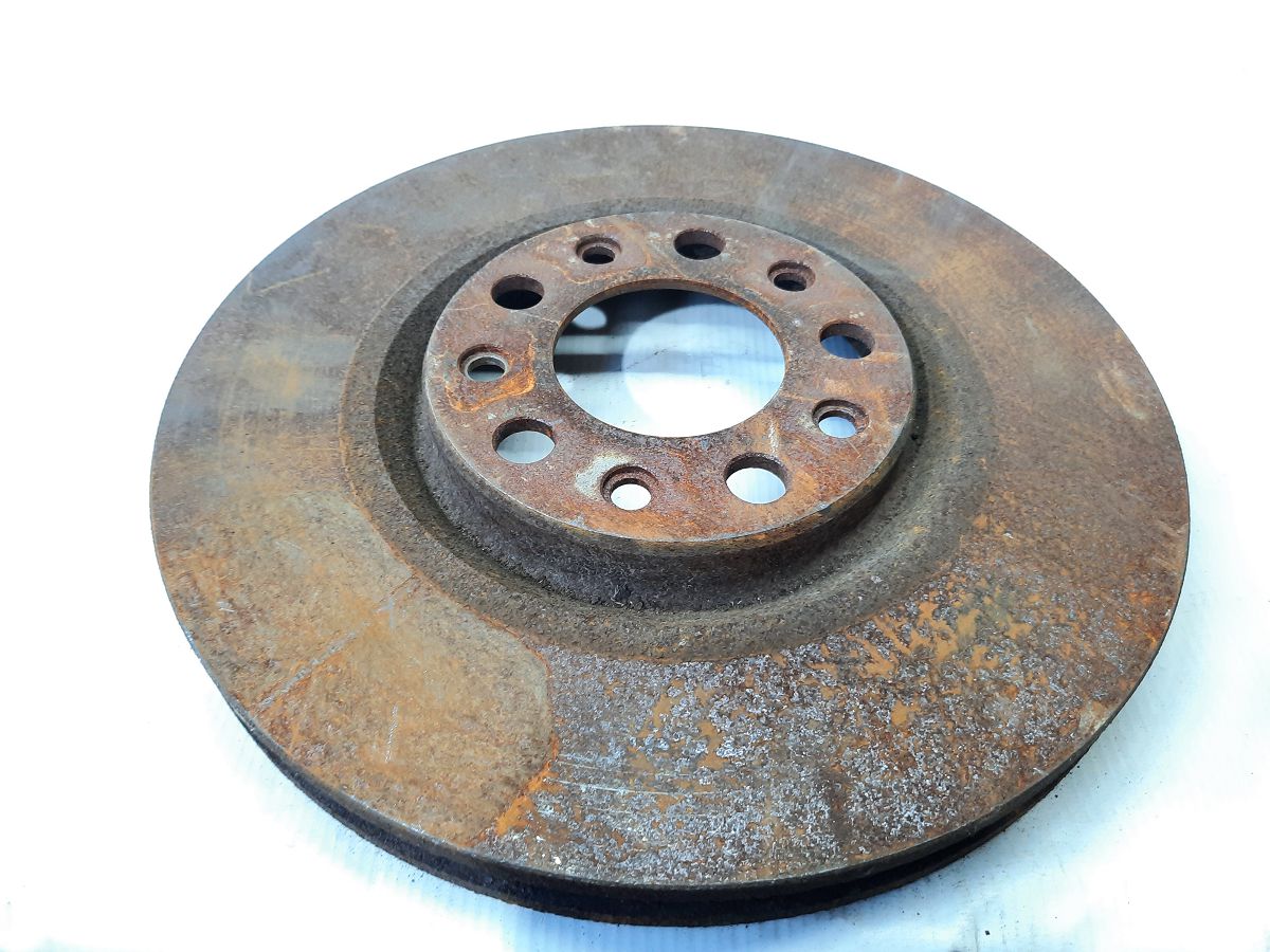 Dart Диск гальмівний передній лівий/правий Dodge Dart 2013-2019 68257206AA Dodge Dart 18