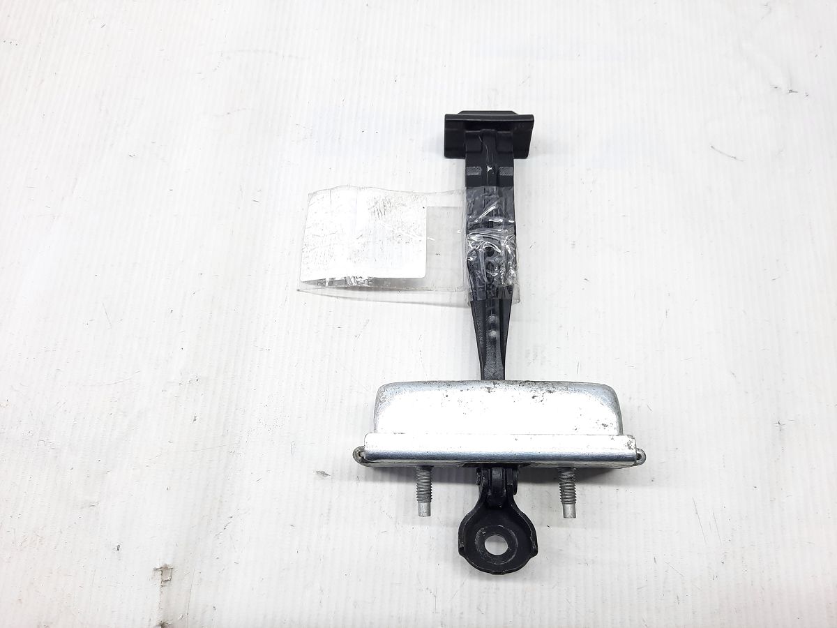 Equinox Ограничитель двери задней левой Chevrolet Equinox 2010-2017 20941733 Chevrolet Equinox 4