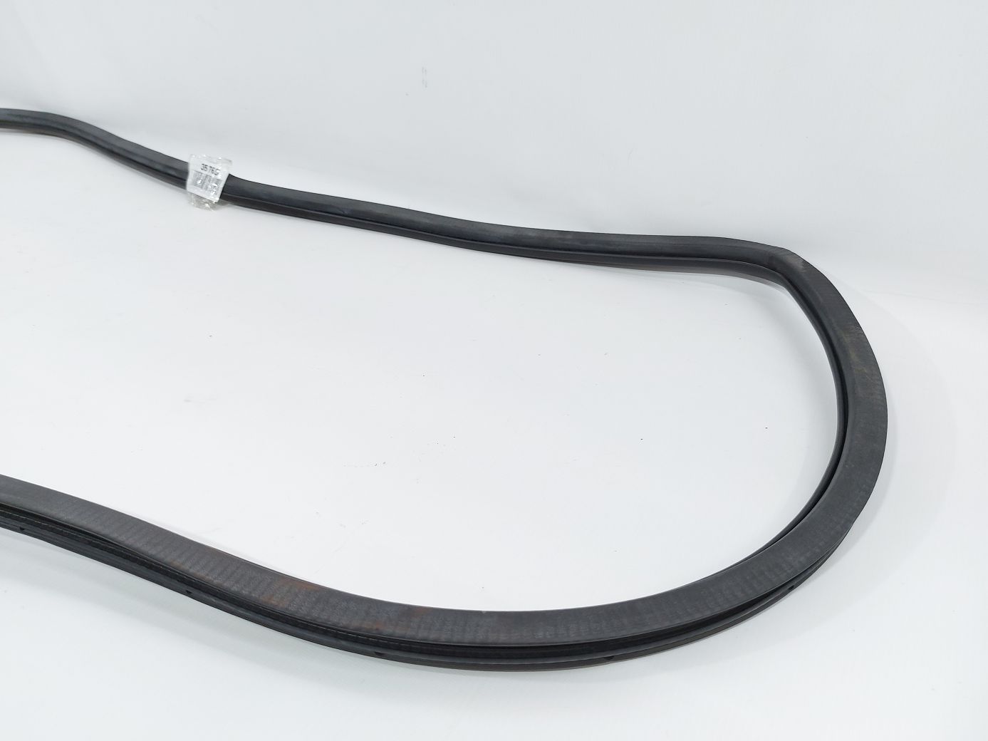 Dart Ущільнювальна гумка прорізу дверей передньої лівої/правої Dodge Dart 2013-2014 68085076AF Dodge Dart 11