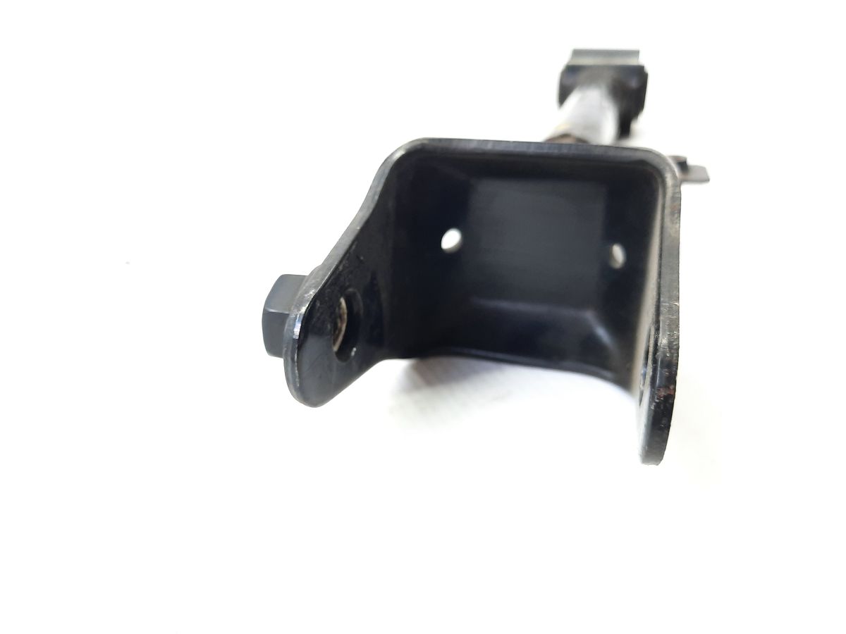 3 Важіль задній нижній правий Mazda 3 2017-2018 B63B28500 Mazda 3 3