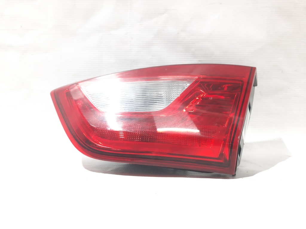 Cruze. Ліхтар кришки багажника правий Chevrolet Cruze 2017-2019 42641836 Chevrolet Cruze