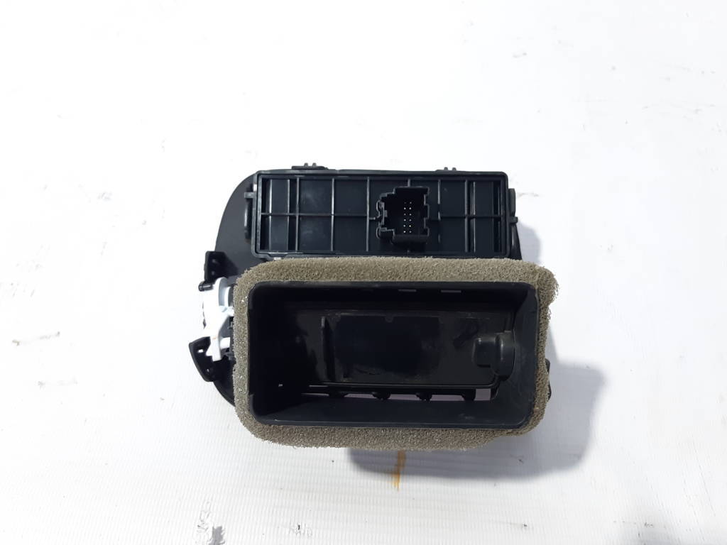 Volt Повітропровід приладової панелі лівий Chevrolet Volt 2012-2015 22878234 Chevrolet Volt 2