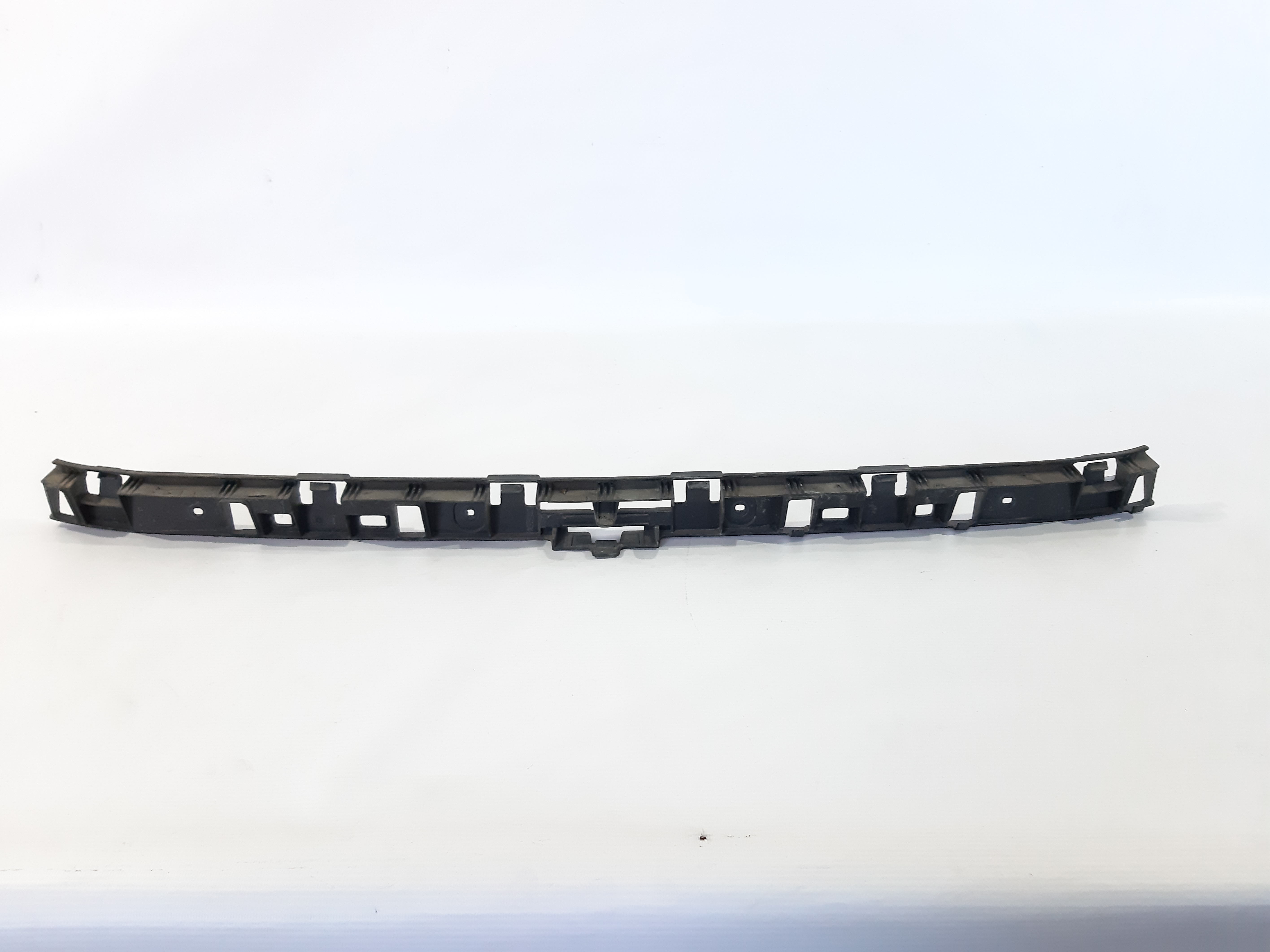 Jetta sedan Крепление заднего бампера центральное Volkswagen Jetta sedan 2011-2014 5C6807863 Volkswagen Jetta sedan 12