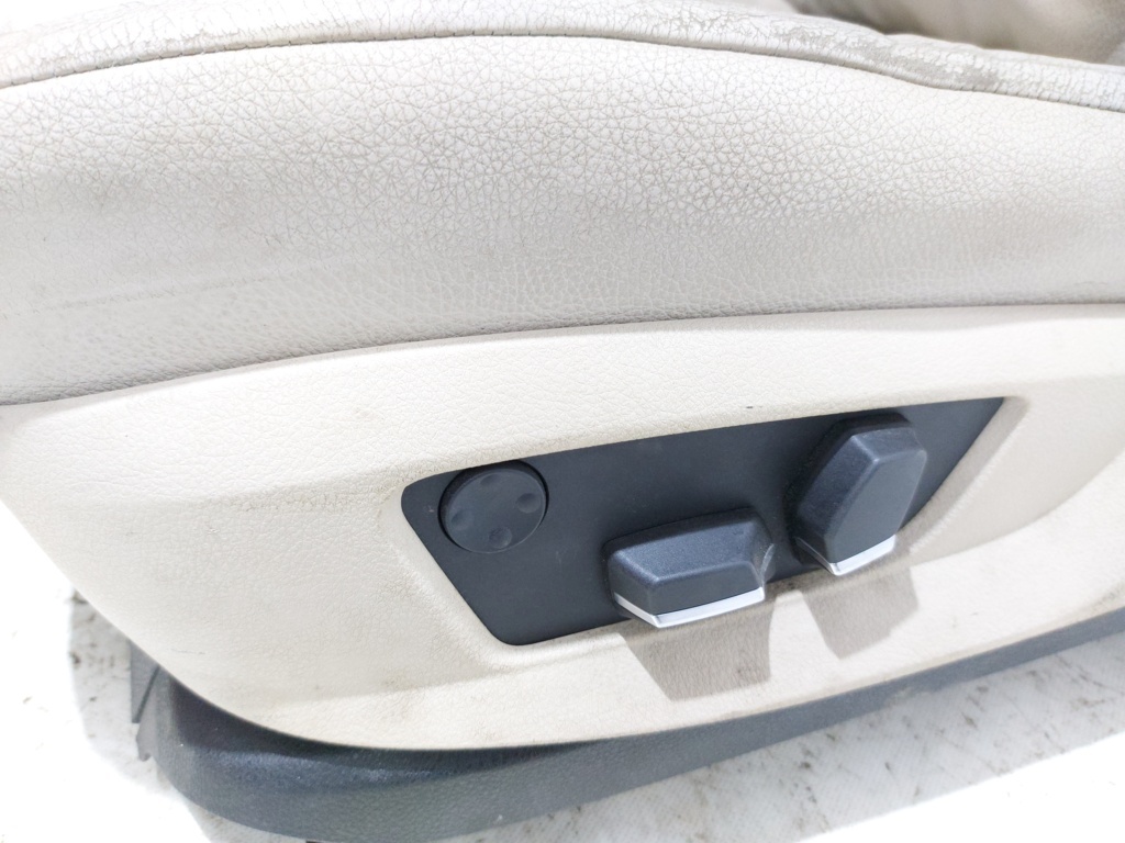 5 series Сиденье переднее левое BMW 5 series 2009-2016 52109160684 BMW 5 series 3