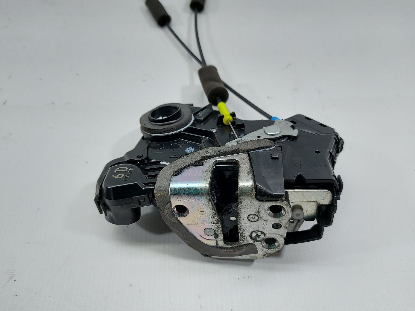 Scion xb. Замок двері передньої лівої Toyota Scion XB 2008-2012 690400C050 Toyota Scion XB