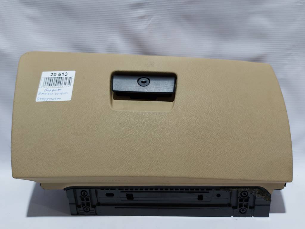 328i xdrive. Бардачок BMW 328i xDrive 2006-2012 51169110541 BMW 328i xDrive