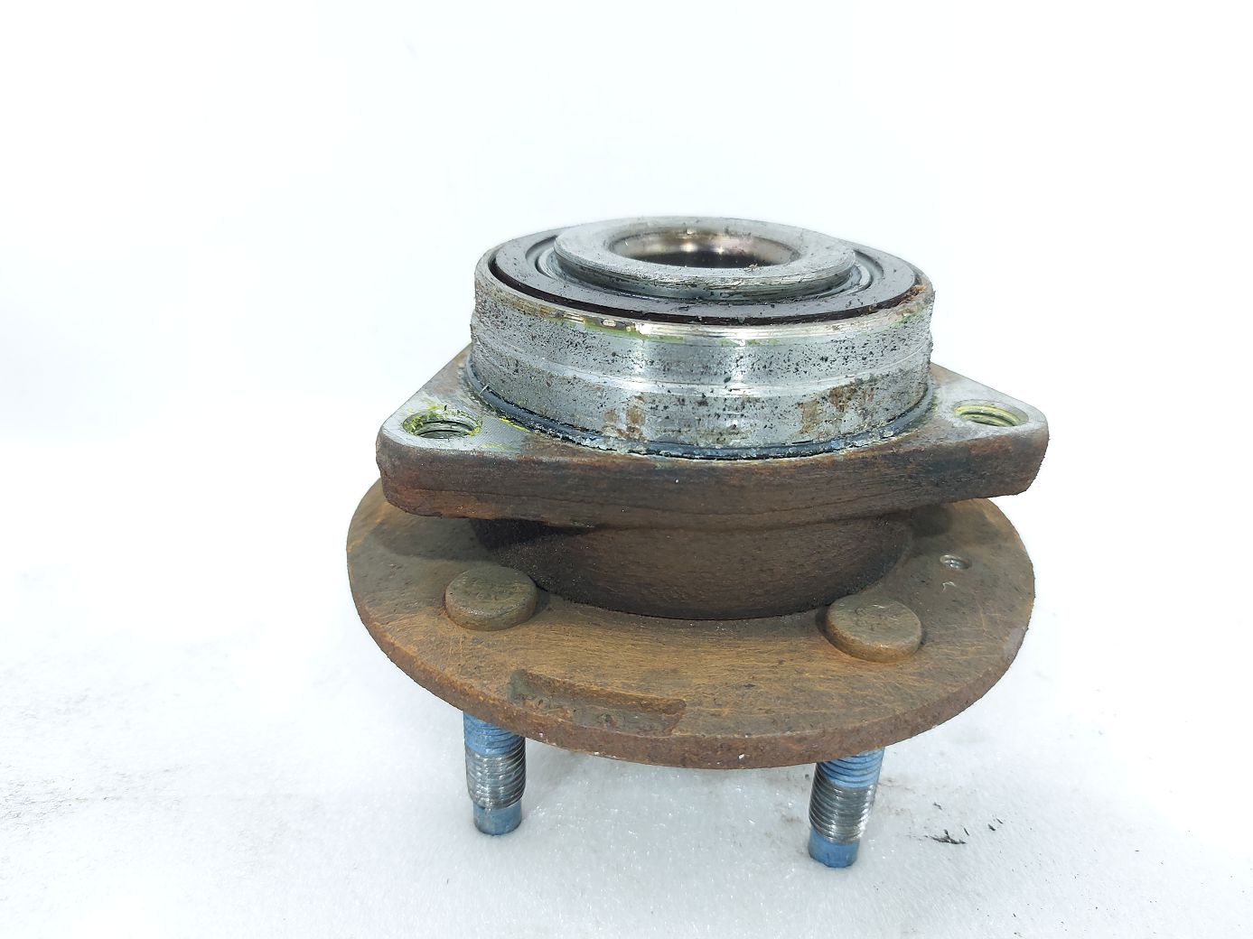 Ats Ступиця передня ліва/права Cadillac ATS 2013-2019 13585439 Cadillac ATS 2