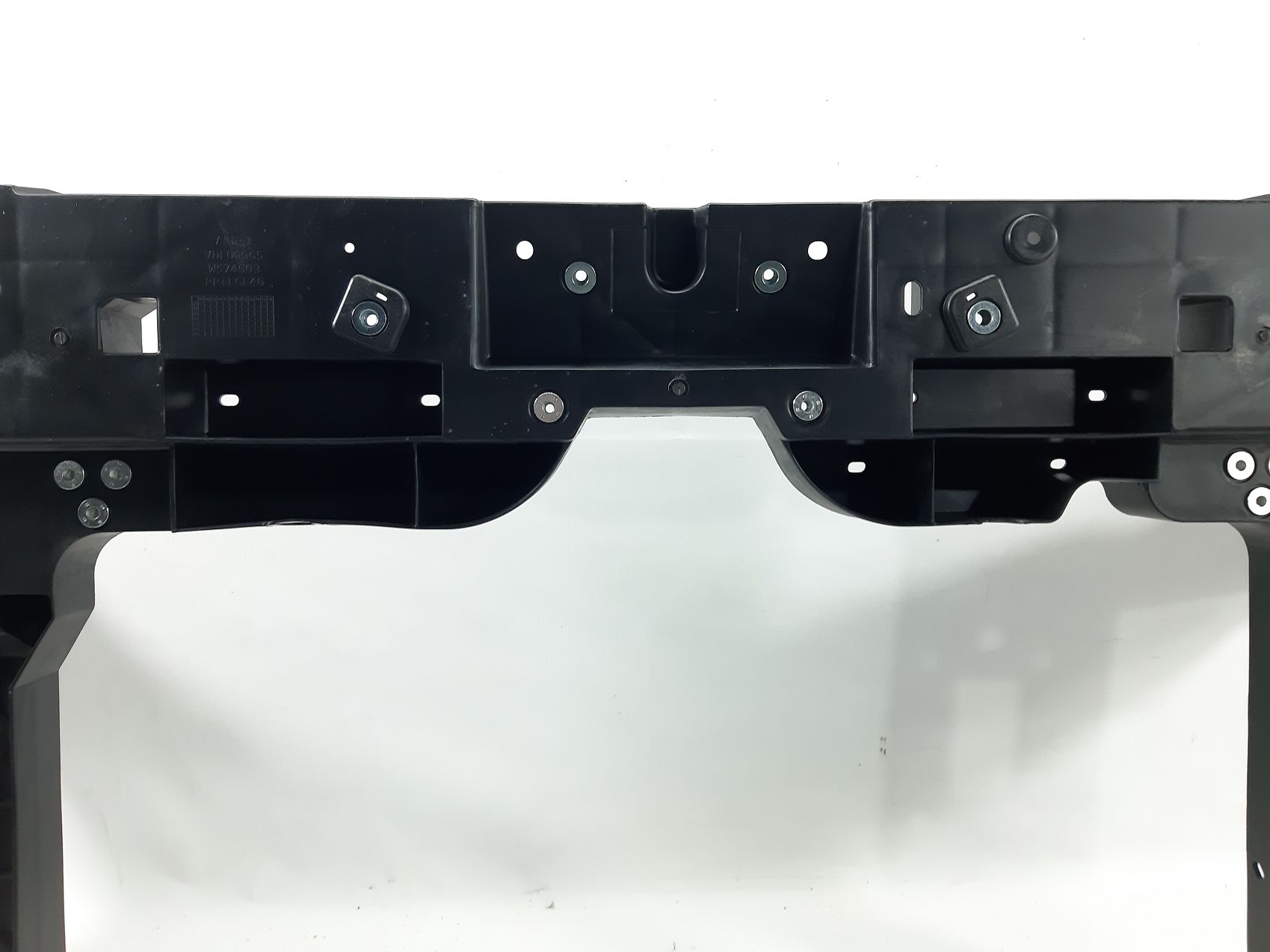 Панелі решітки радіатора Панель радіатора Weltmeister EX-5 2020 W405E097L163 Weltmeister EX5 4 Панелі решітки радіатора Панель радіатора Weltmeister EX-5 2020 W405E097L163 Weltmeister EX5 4