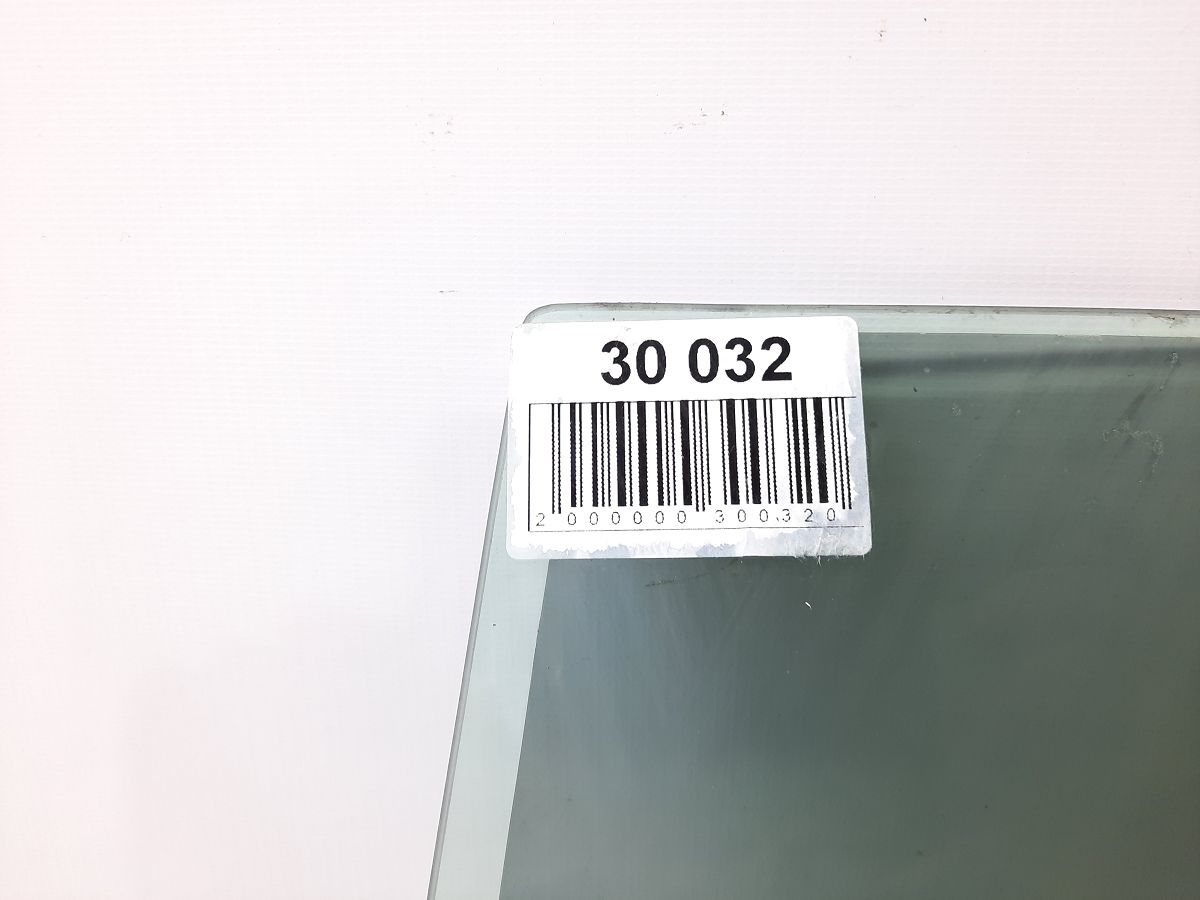 Passat s Скло дверей задньої лівої Volkswagen Passat S 2012-2020 561845025A Volkswagen Passat S 6