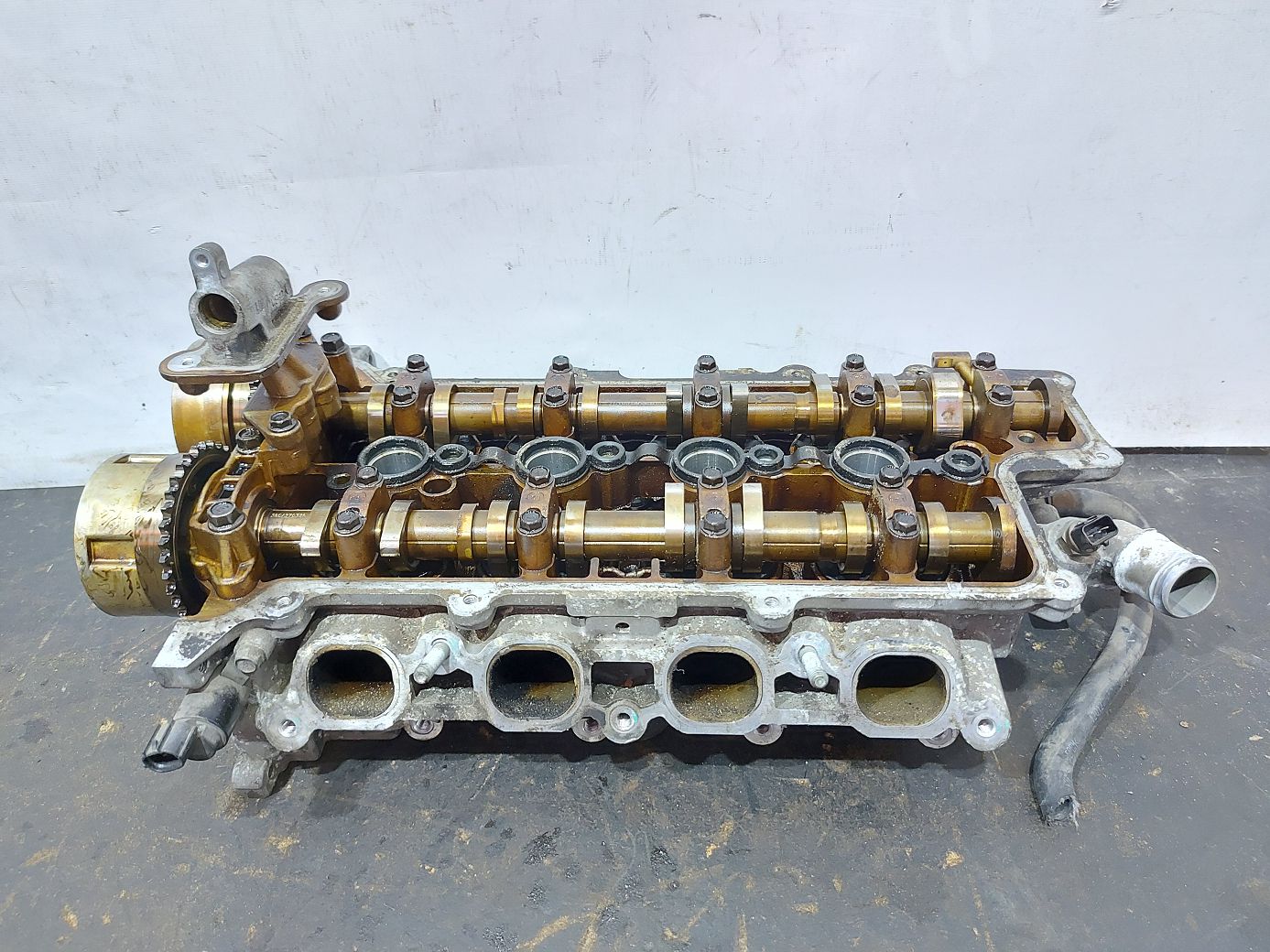 Veloster. Головка блока цилиндров Hyundai Veloster 2012-2017 221002B702 Hyundai Veloster Veloster. Головка блока цилиндров Hyundai Veloster 2012-2017 221002B702 Hyundai Veloster